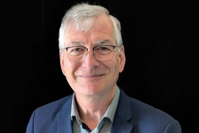portait sur fond noir de Jean-daniel Maire , le nouveau pr&eacute;sident du SIDEC du Jura - Agrandir l'image, fen&ecirc;tre modale