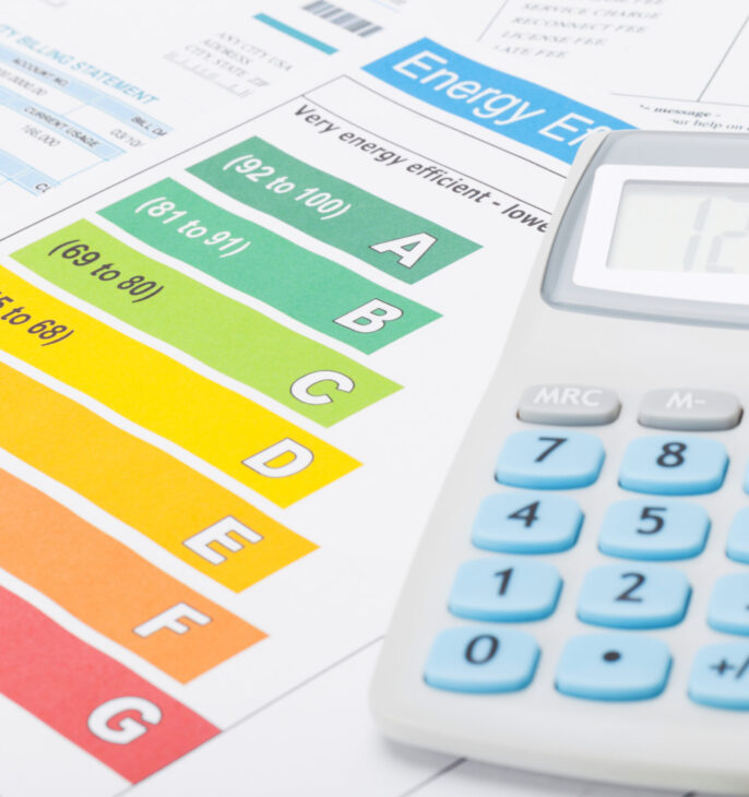 &Eacute;tiquette de performance &eacute;nerg&eacute;tique avec calculatrice pour l'&eacute;valuation des consommations d'&eacute;nergie.